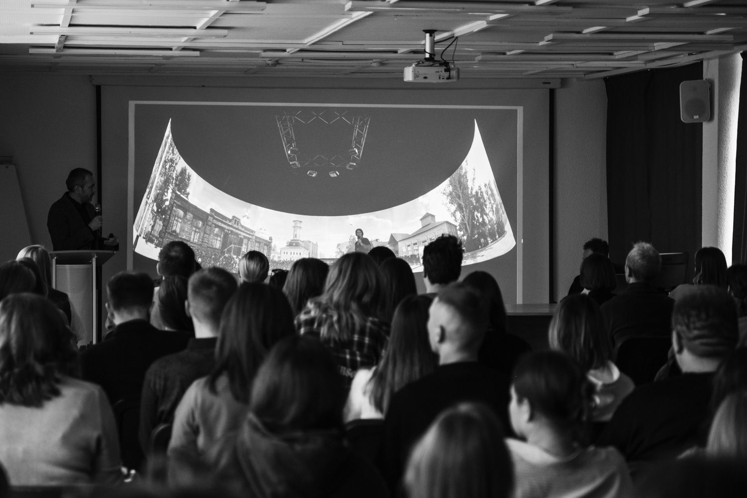 FABRIKA Лекторий | Нейроисследования, тренды и приёмы: как писать тексты, которые будут дочитывать