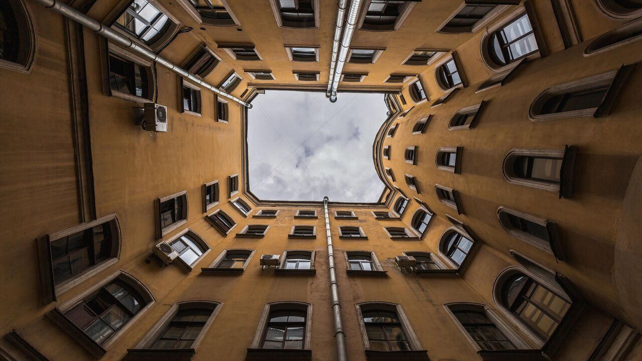 Тайны петербургских дворов-колодцев