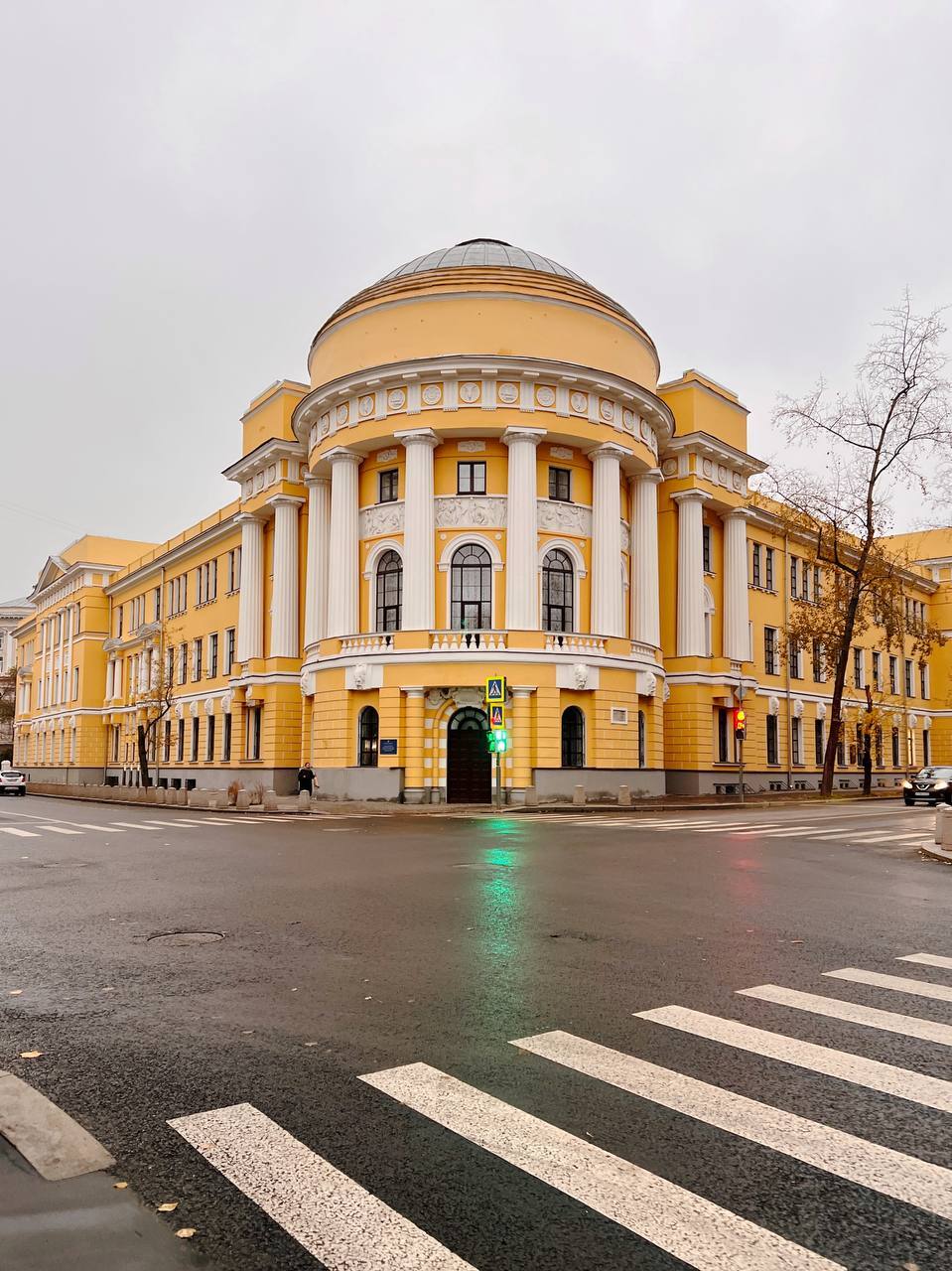 Экскурсия «По Плющихе и Девичьему полю»