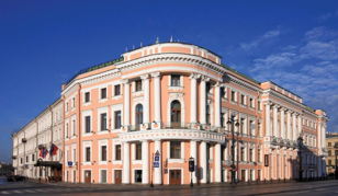 Владельцы заводов, газет, пароходов (Строгановы, Голицыны, Демидовы)