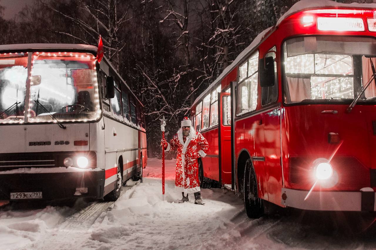Москва Новогодняя с Дедом Морозом. Путешествие по истории праздника (автобусная экскурсия)