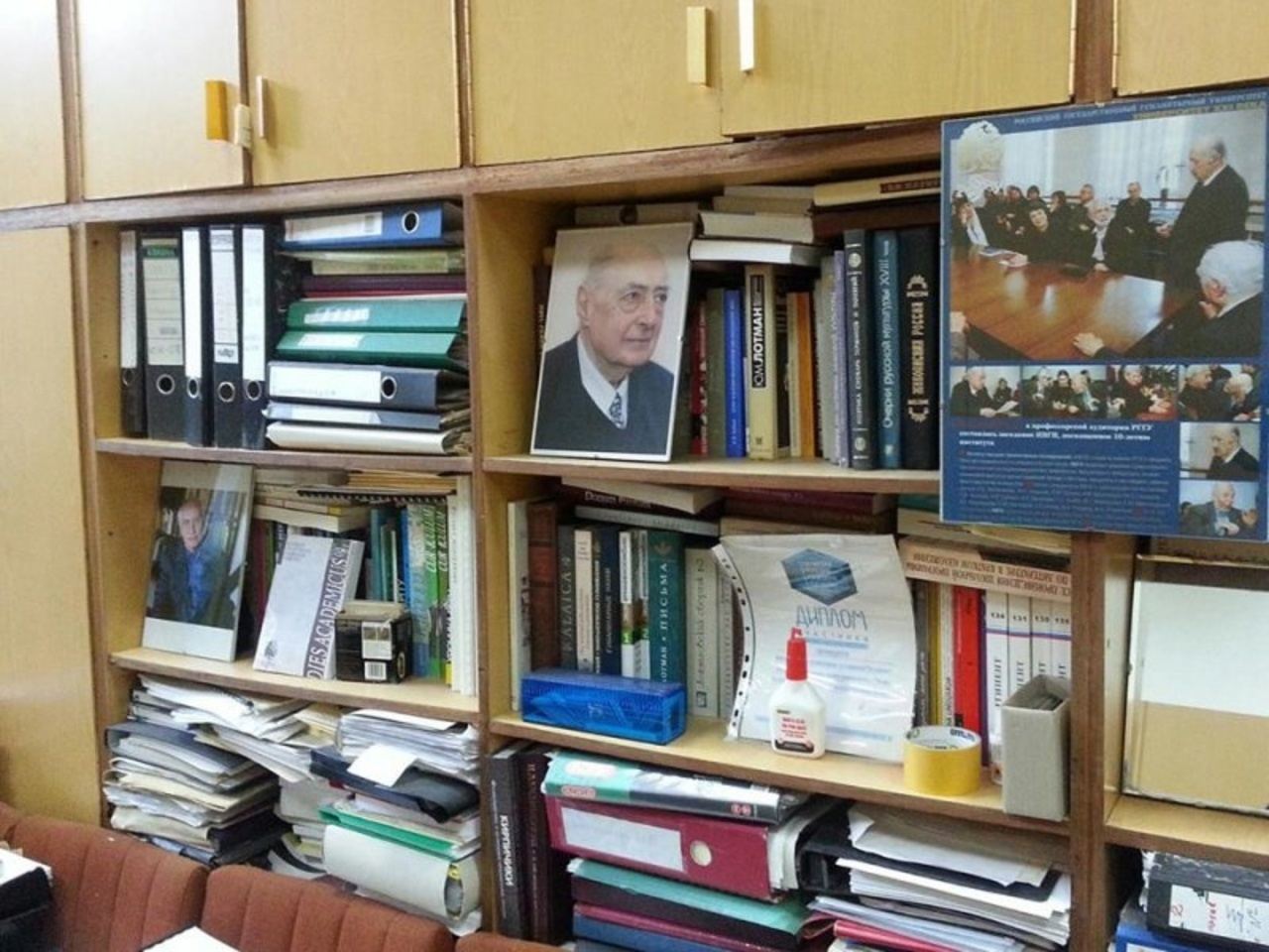 М.Б. Велижев «"Œuvres inédites" С.С. Уварова: как издавать во Франции русскую политическую мысль XIX века на французском языке?»