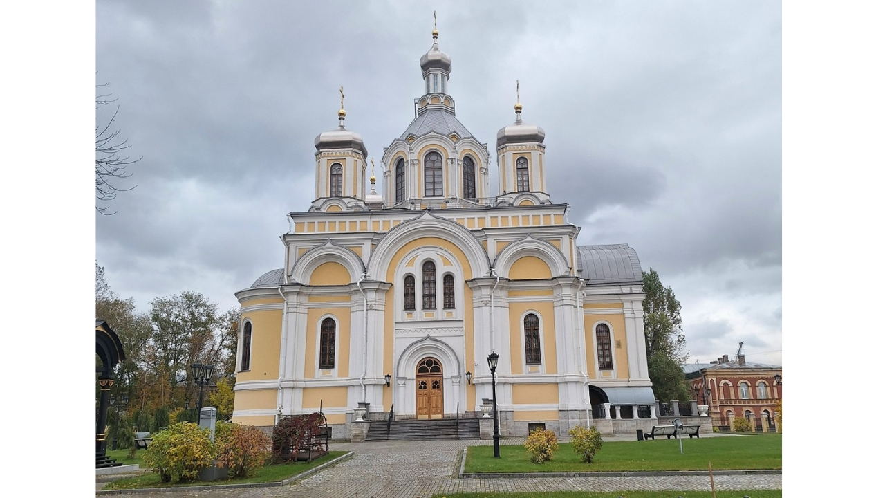 Бесплатная экскурсия «Архиерейская слобода»