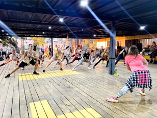 Мастер-класс по ZUMBA®️ от фитнес-центра "Высокая Планка" и "Билайн" 