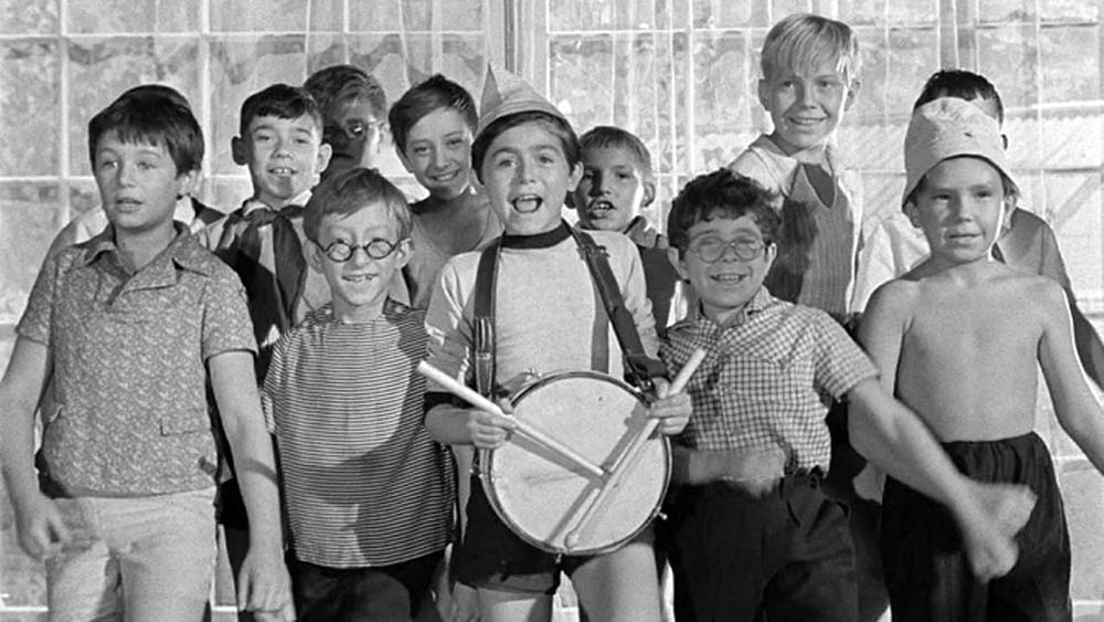 Фильм «Добро пожаловать, или Посторонним вход воспрещён», 1964 г. (к/т «Иллюзион», Большой зал)