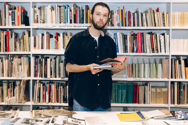 Лекция "История зина: технологии, сообщества и ценности зин-издателей" (Виталий Сидоров, Москва)