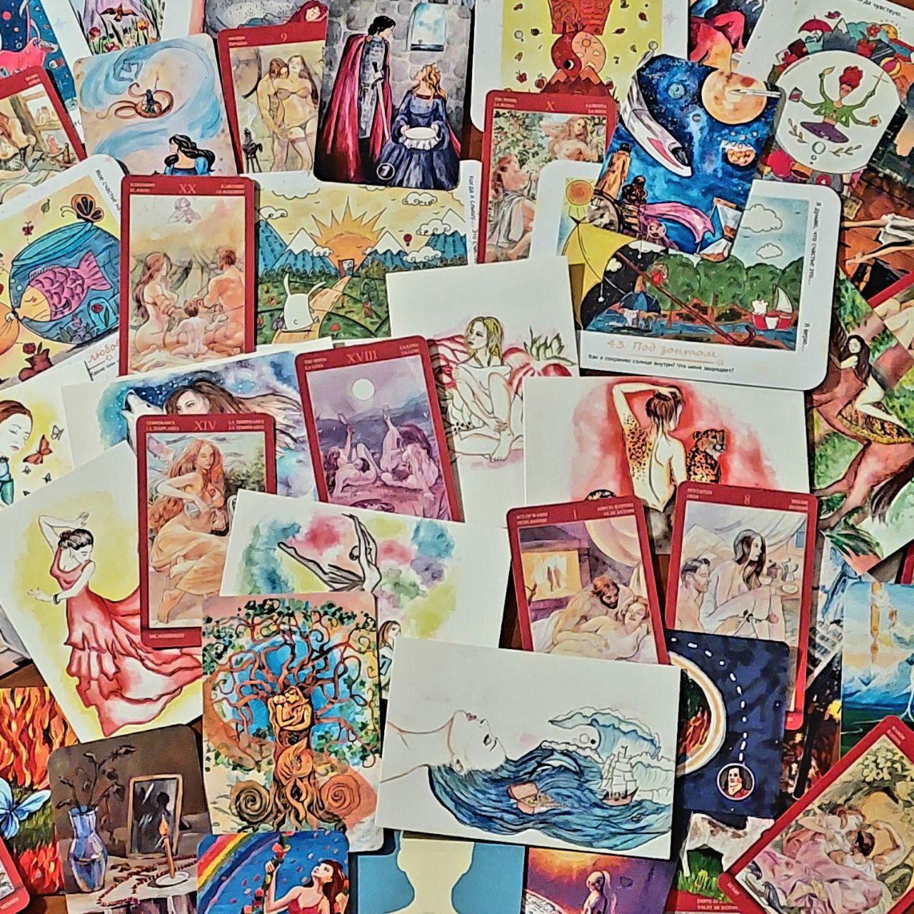 Бранч с метафорическими картами