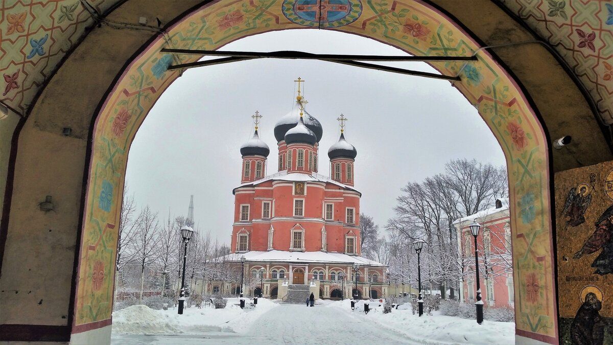 Донской монастырь и некрополь. Легенды и тайны