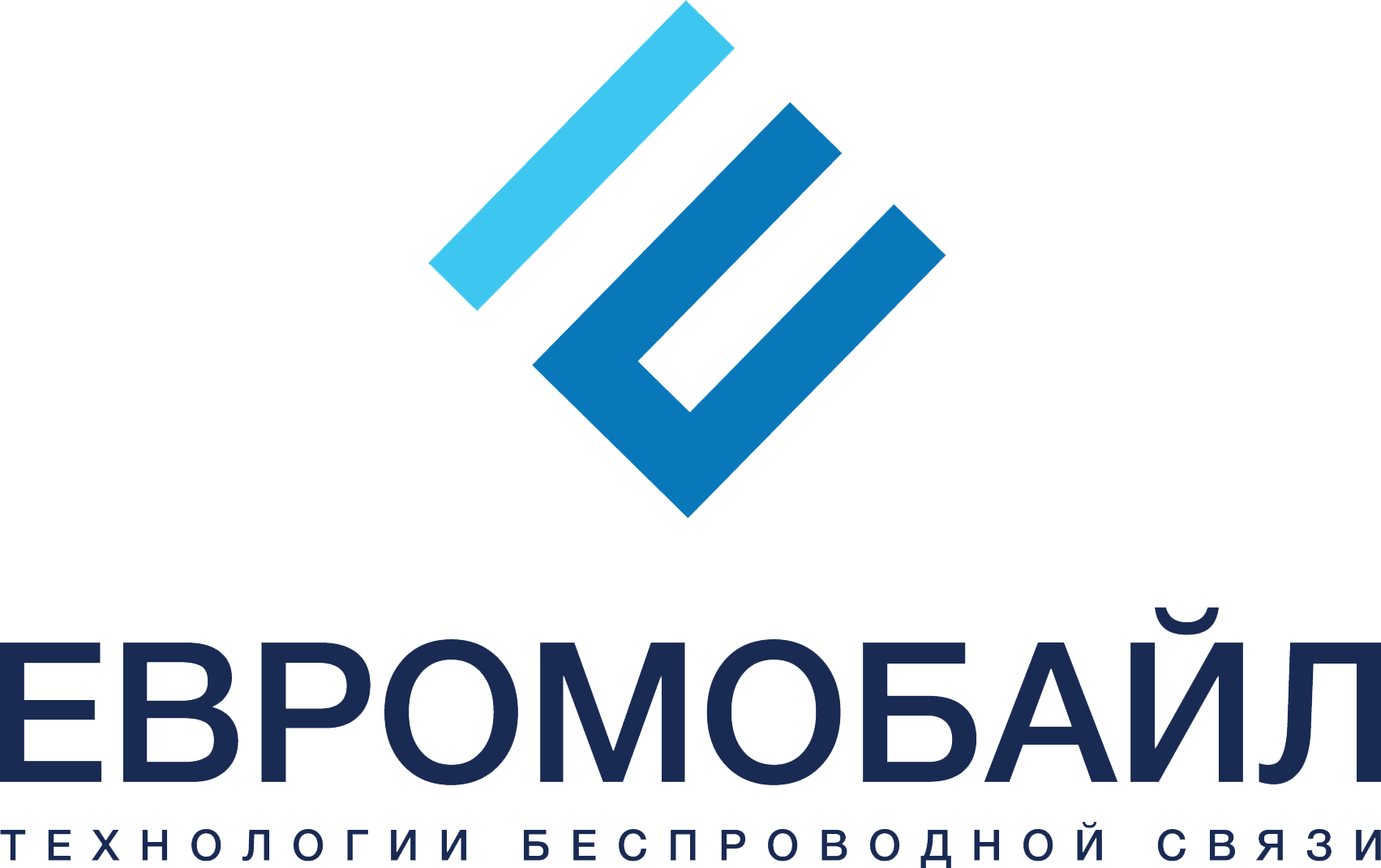 При участии