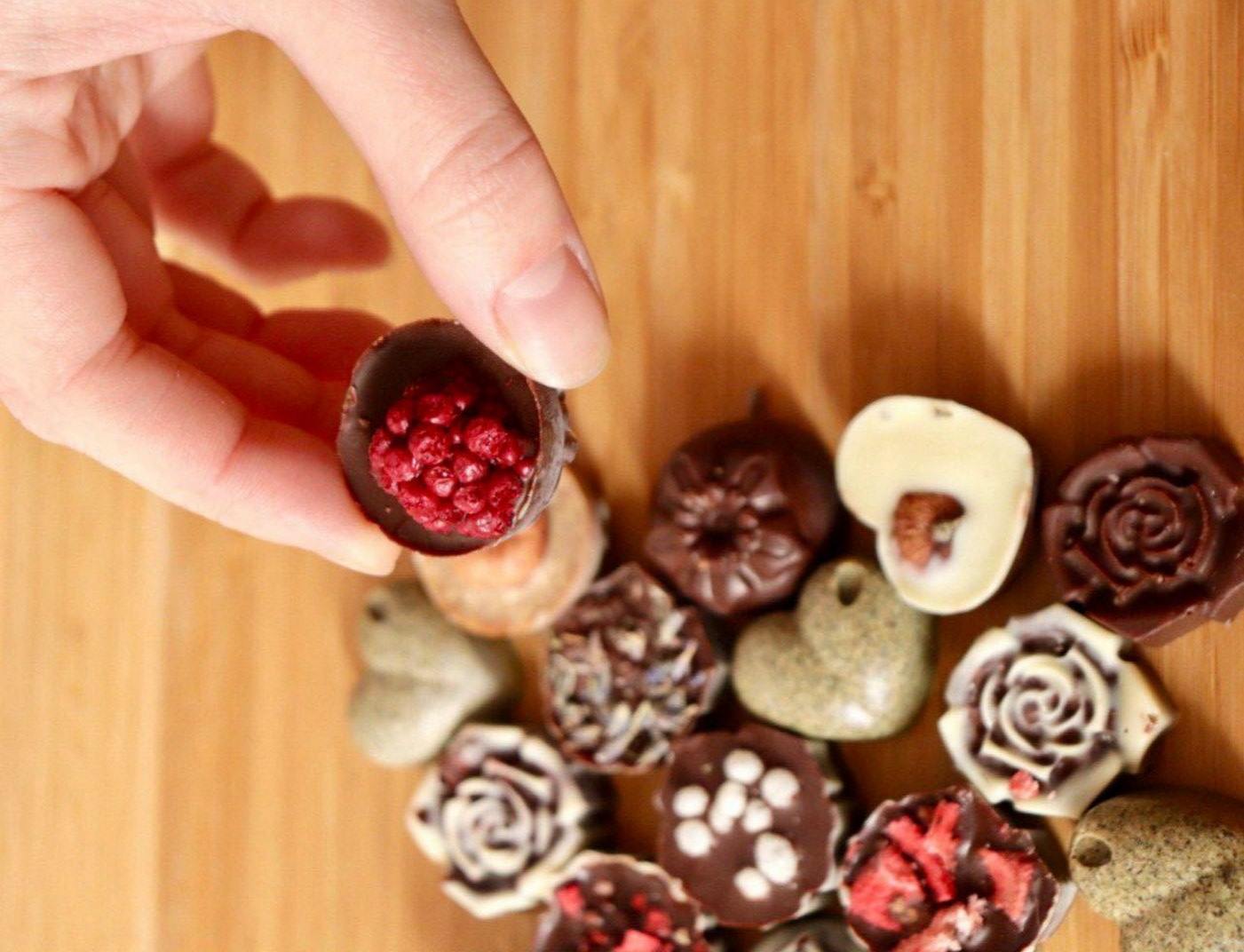 Шоколад с нуля или Конфеты ручной работы с начинкой на выбор 8+. Вестус керамическая мастерская