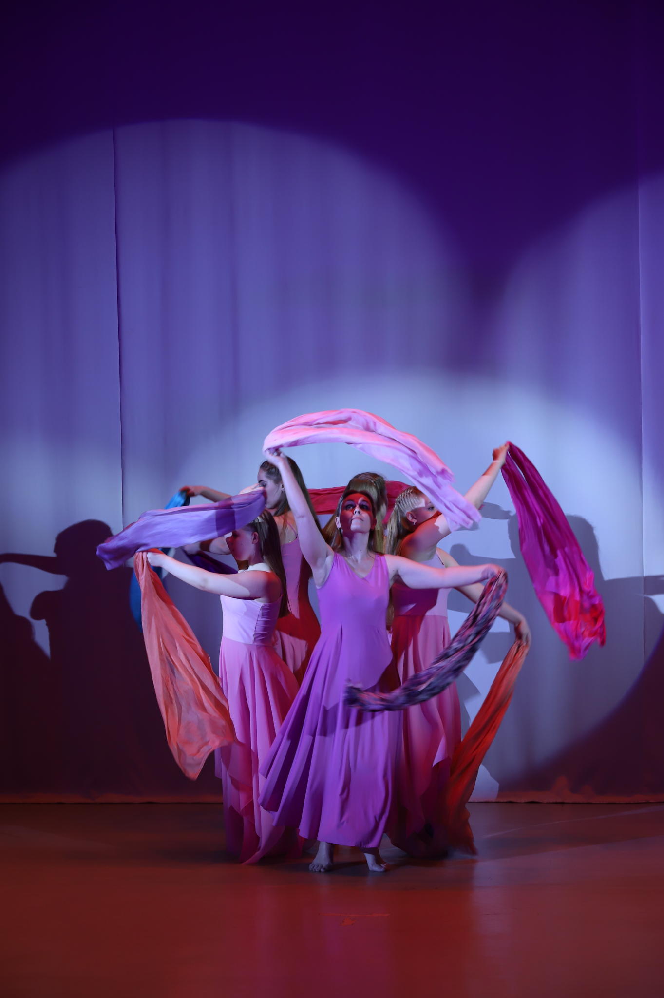 Пластический спектакль "Времена года-сквозь времена"