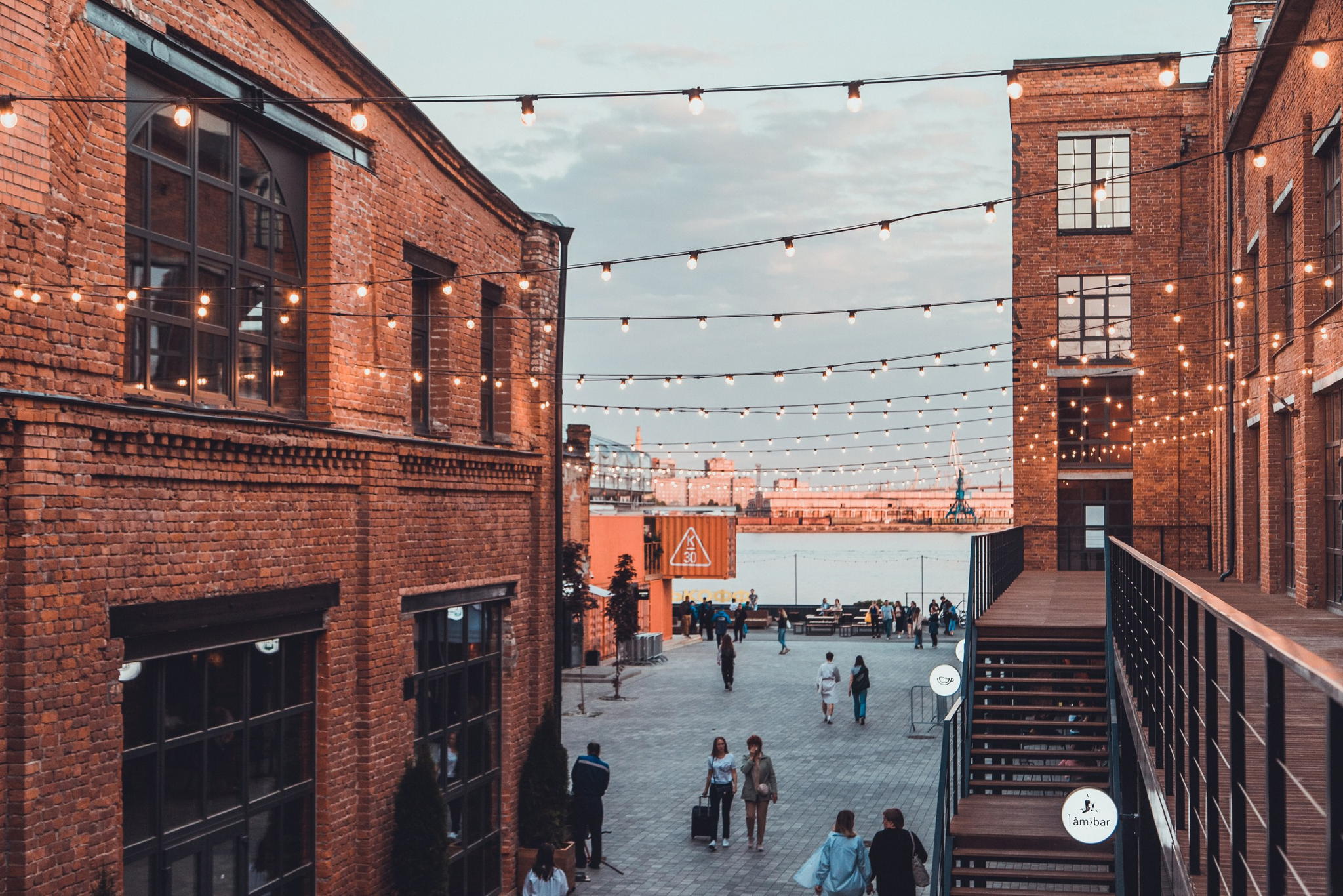 Лекция "Кирпичный Петербург: история «кирпичного стиля» в архитектуре"