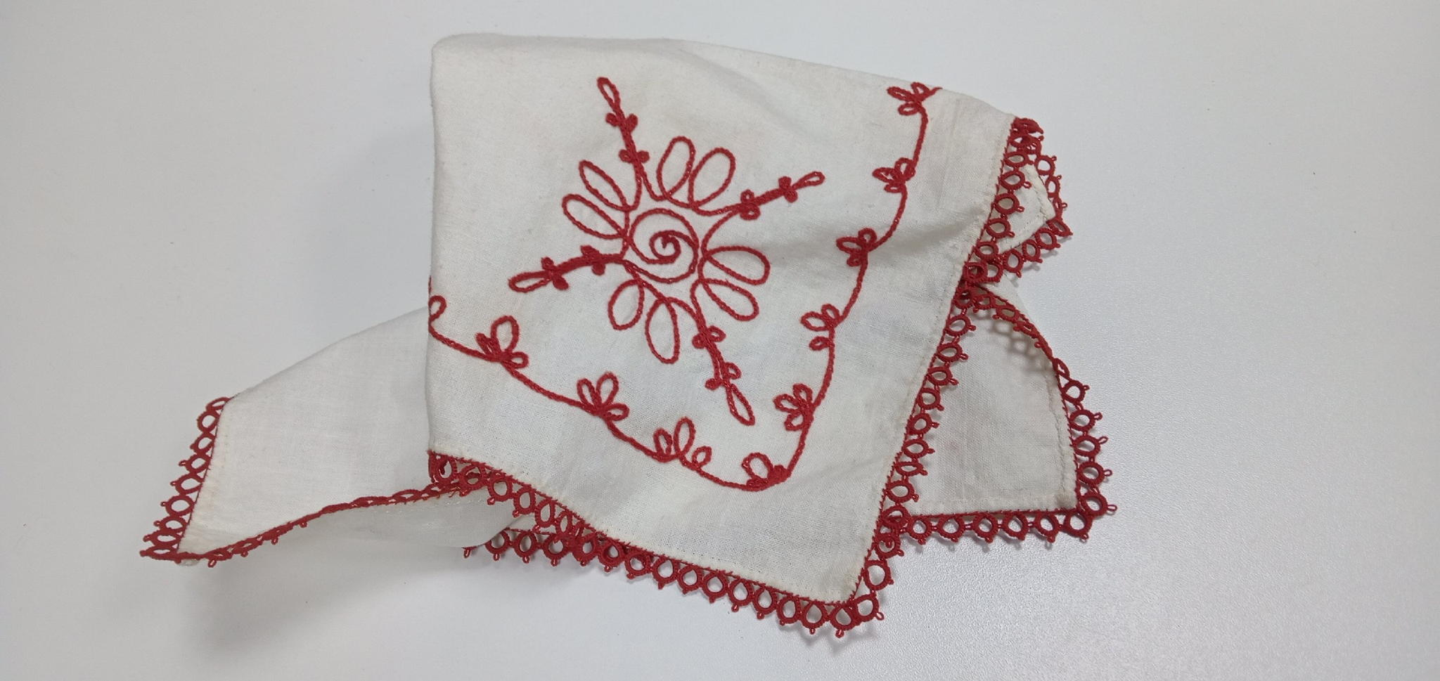 Интенсив по вышивке тамбурным швом