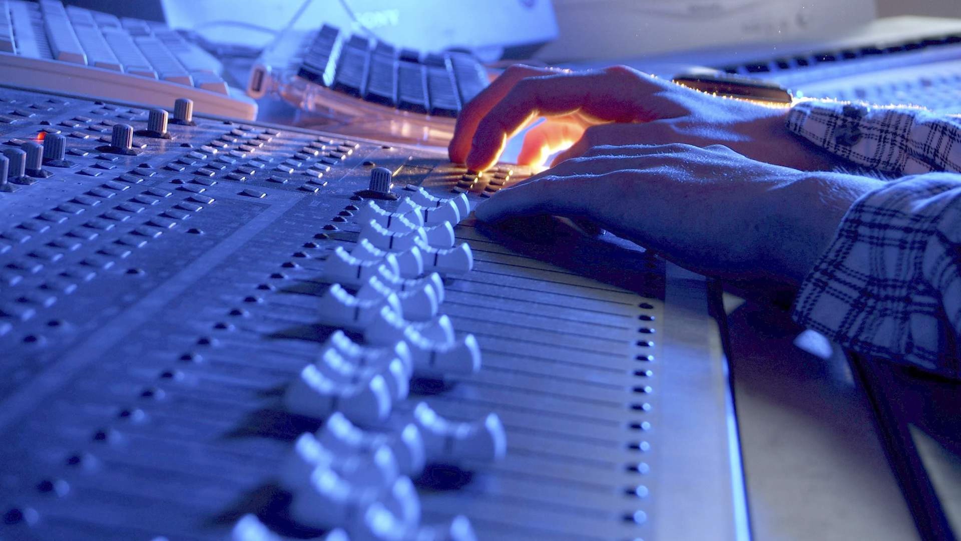 Онлайн вебинар с преподавателем по звукорежиссуре