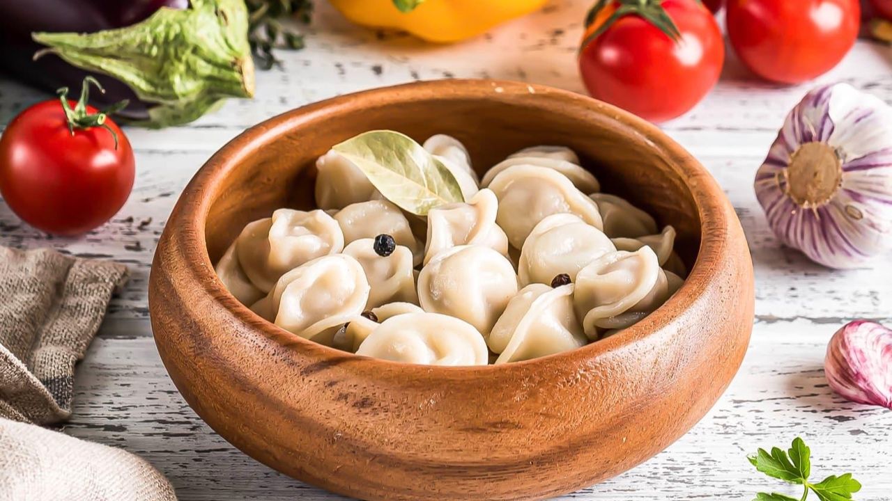 Мастер-класс от Вкусно Буузно по лепке бурятских пельменей