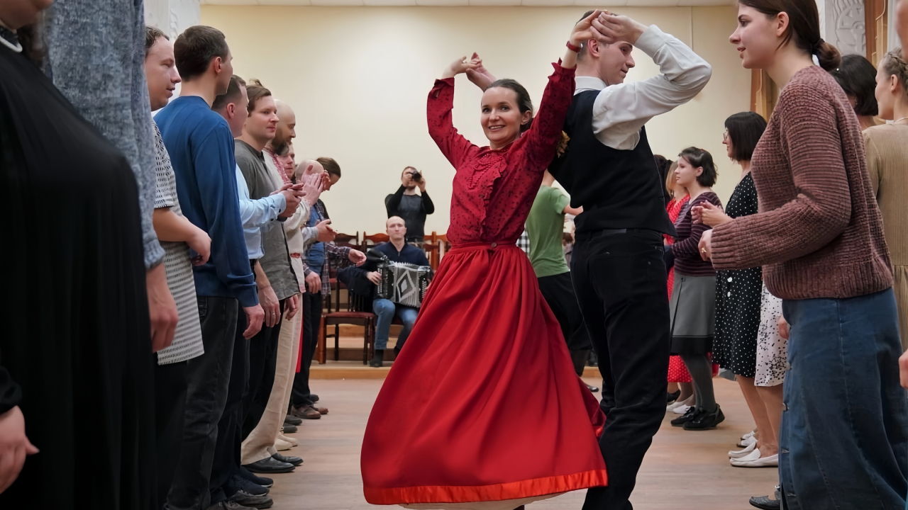 Русская традиционная вечöрка