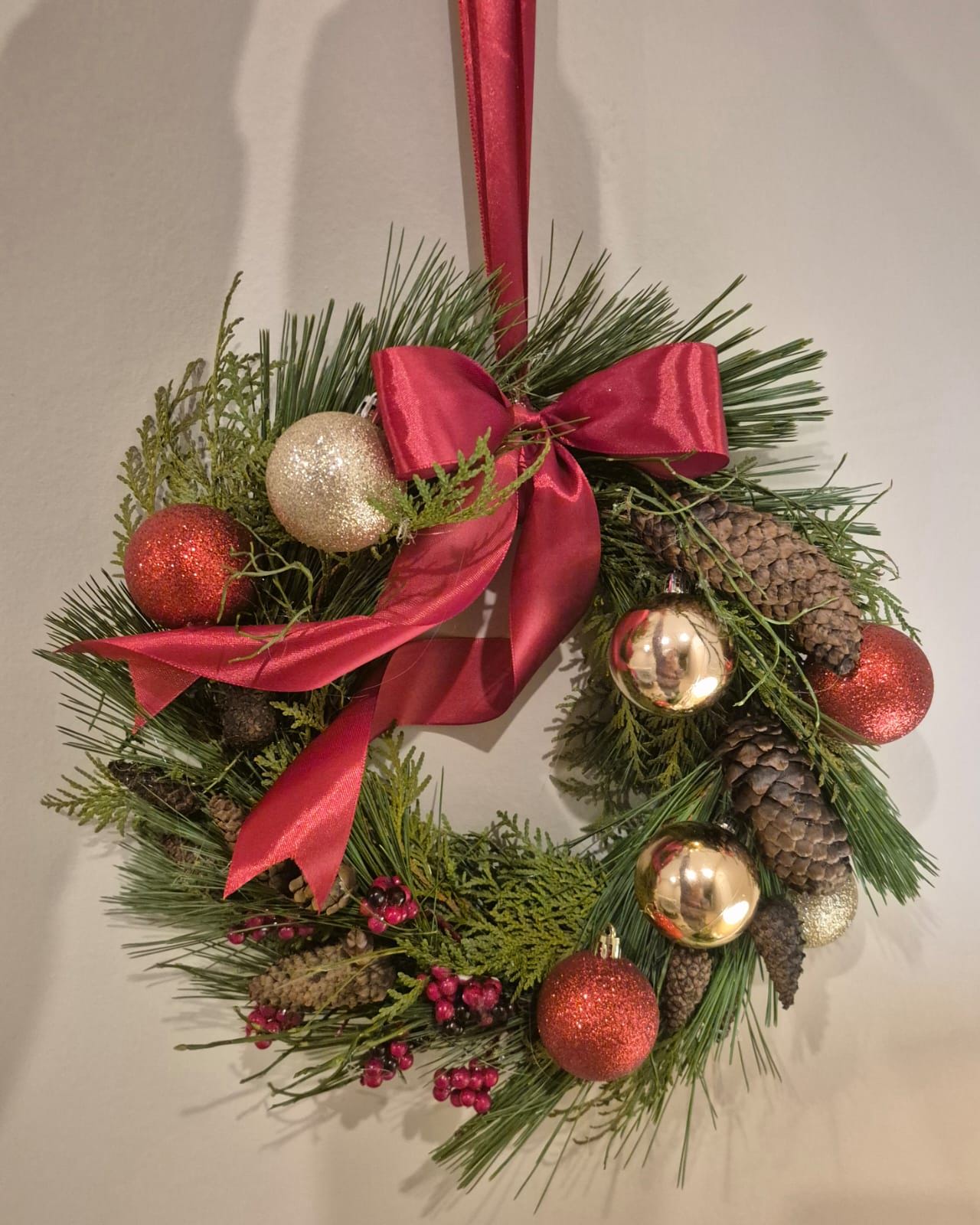 Новогодний венок. Мастер-класс для детей