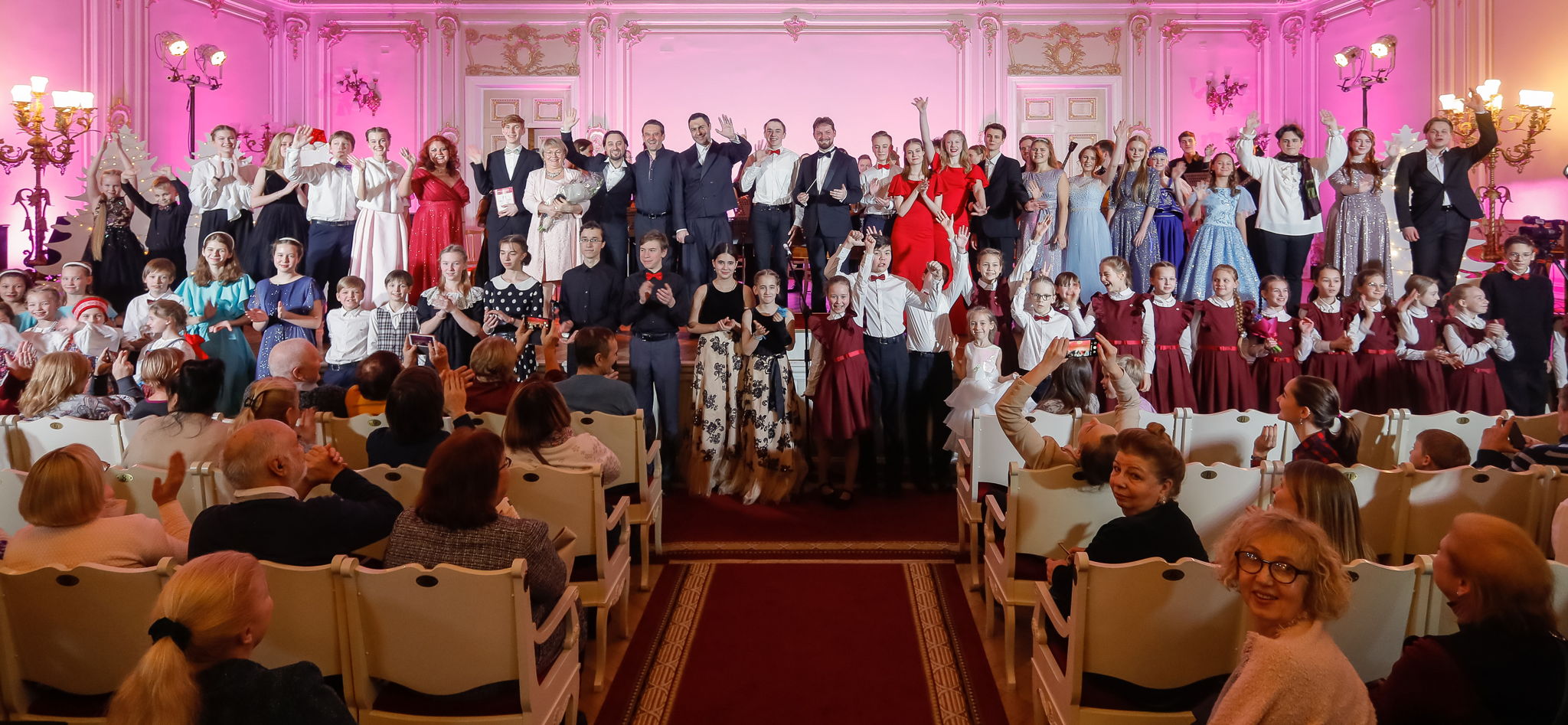 Гала-концерт "От звезды и до воды"