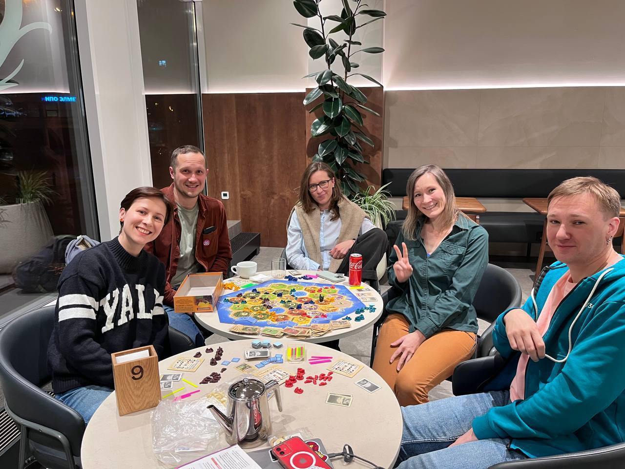 Колонизаторы в атмосферном и безопасном DUO