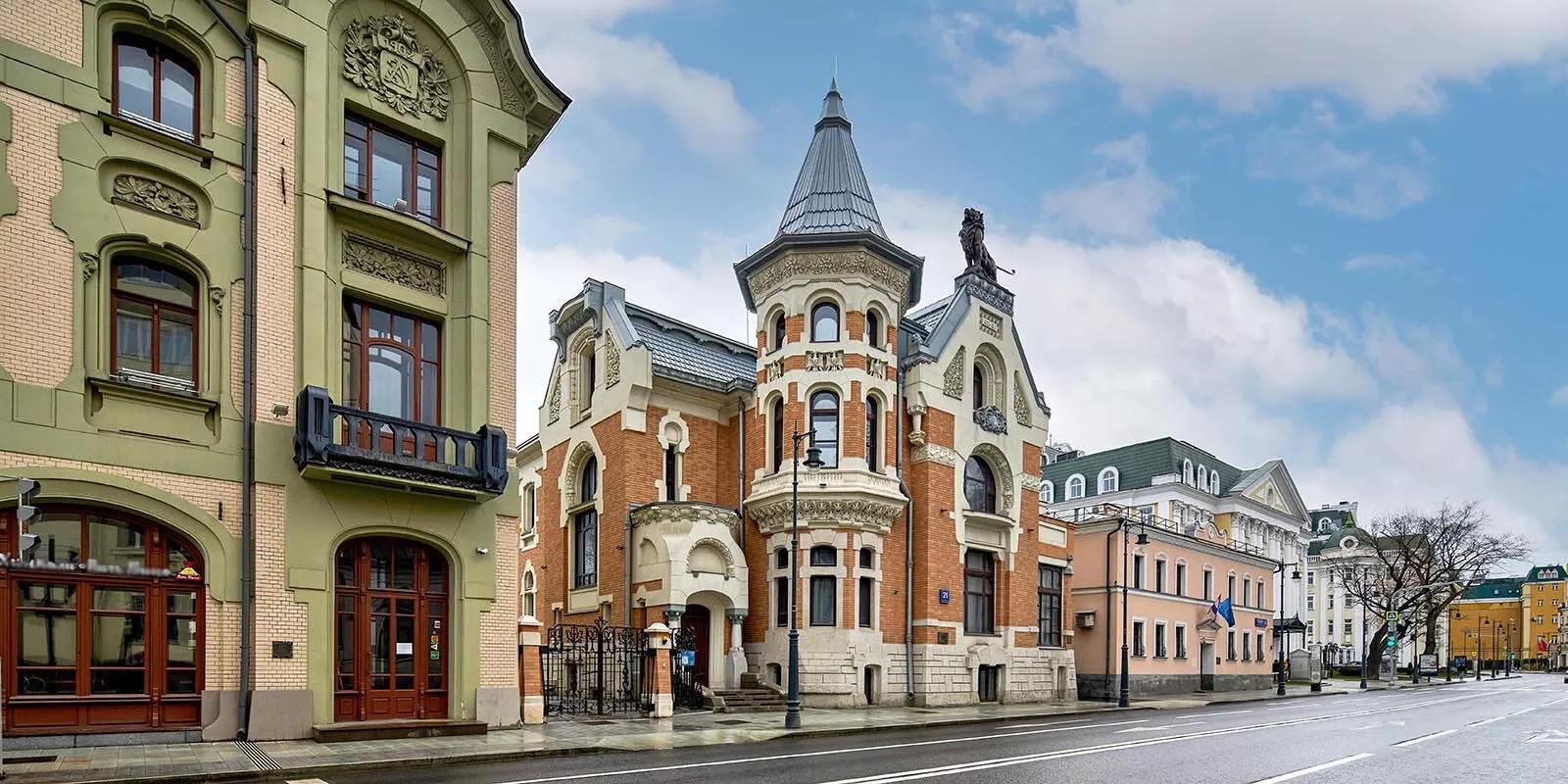 Экскурсия «Элитные районы: истории Остоженки и окрестностей»