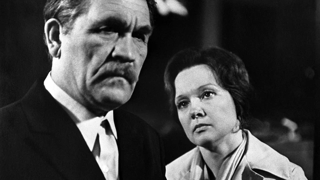 Фильм «Старые стены», 1973. (к/т «Иллюзион», Большой зал)