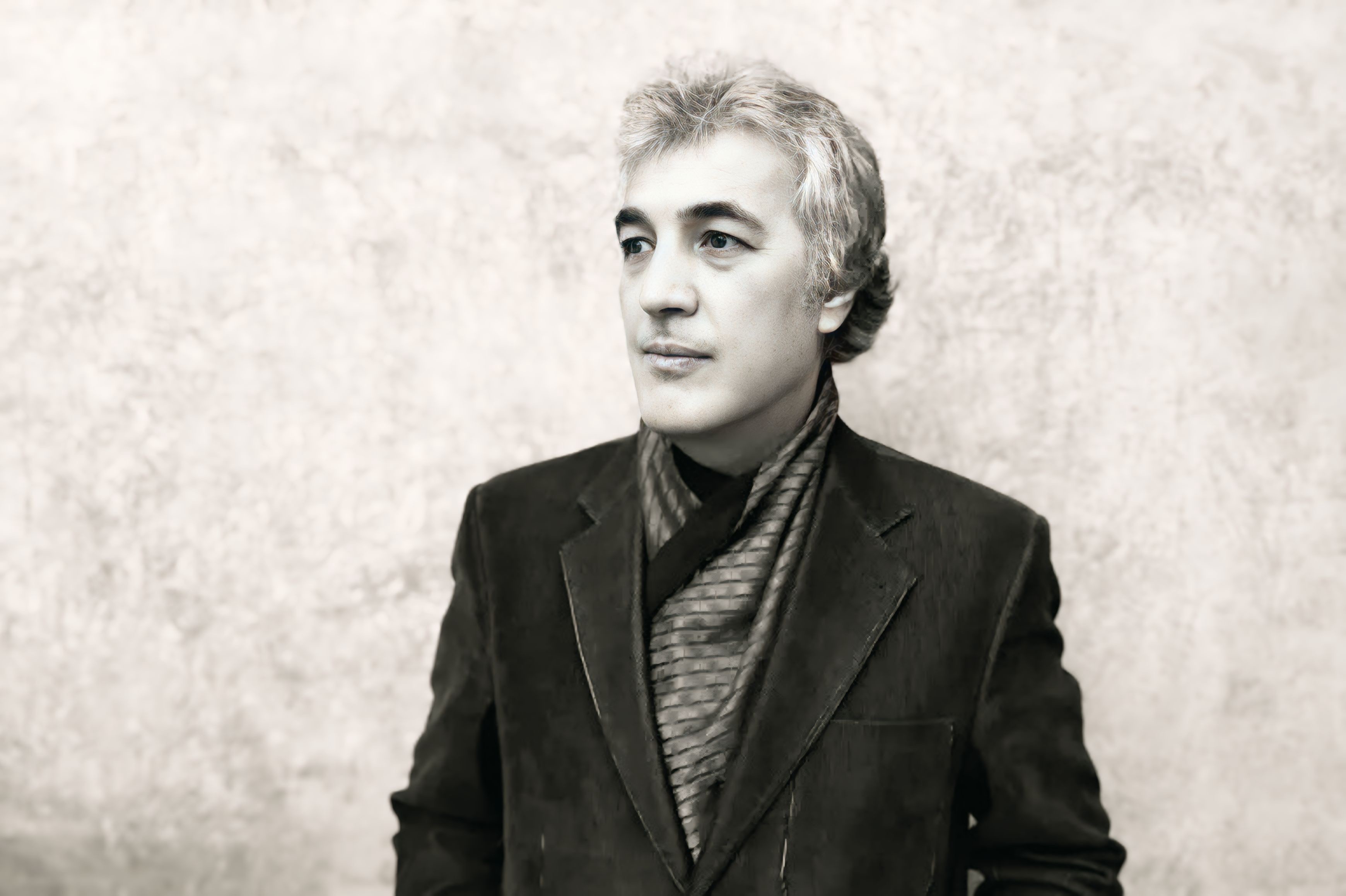 Презентация: «очевидность юга» шамшада абдуллаева