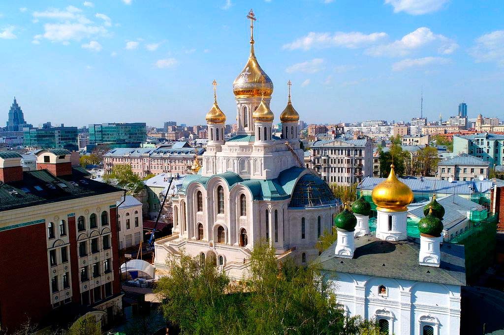 Бесплатная экскурсия «Куртизанки и святые на Сретенском холме»