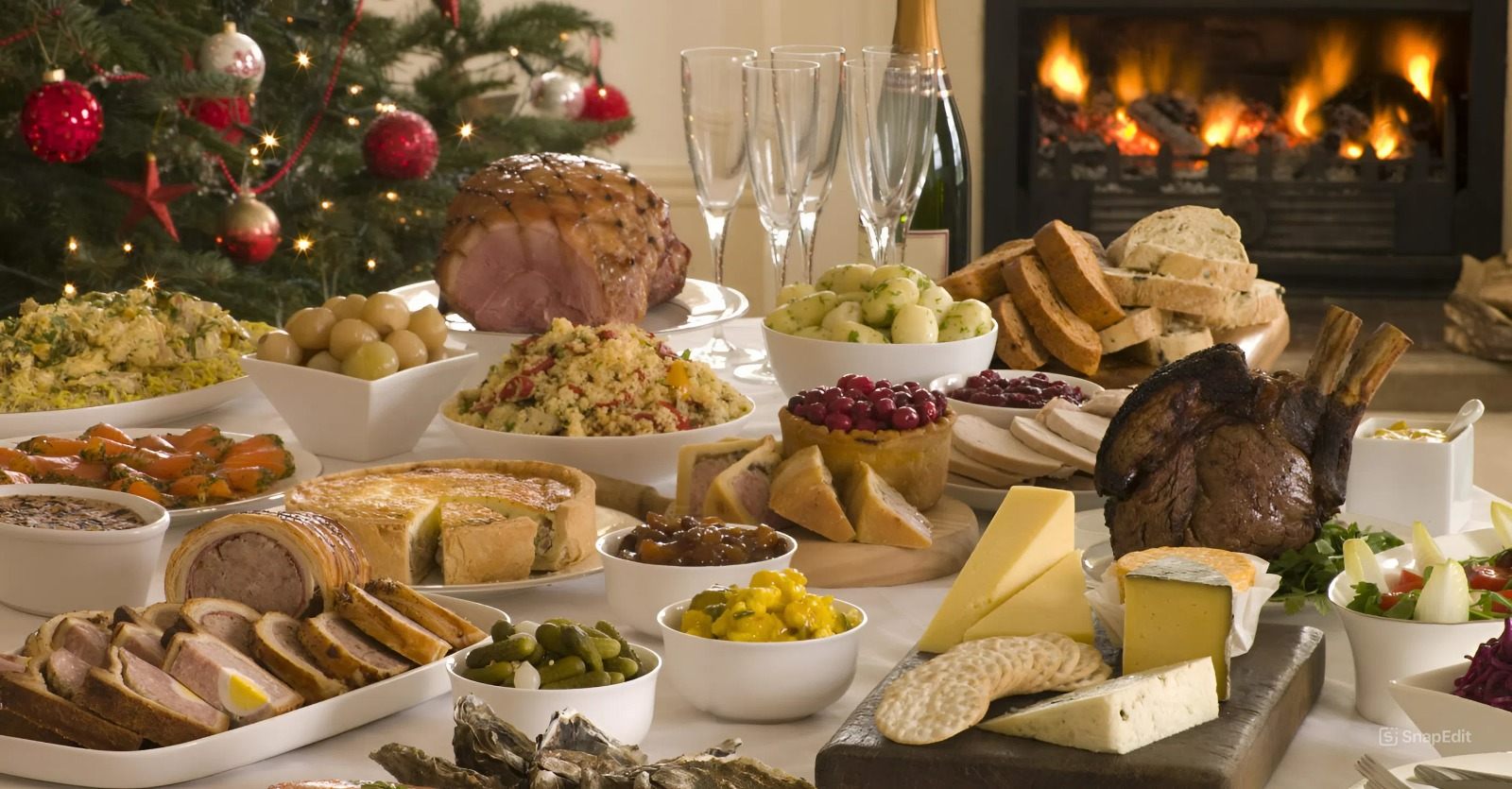 À TABLE POUR NOËL / ЗА СТОЛ НА РОЖДЕСТВО