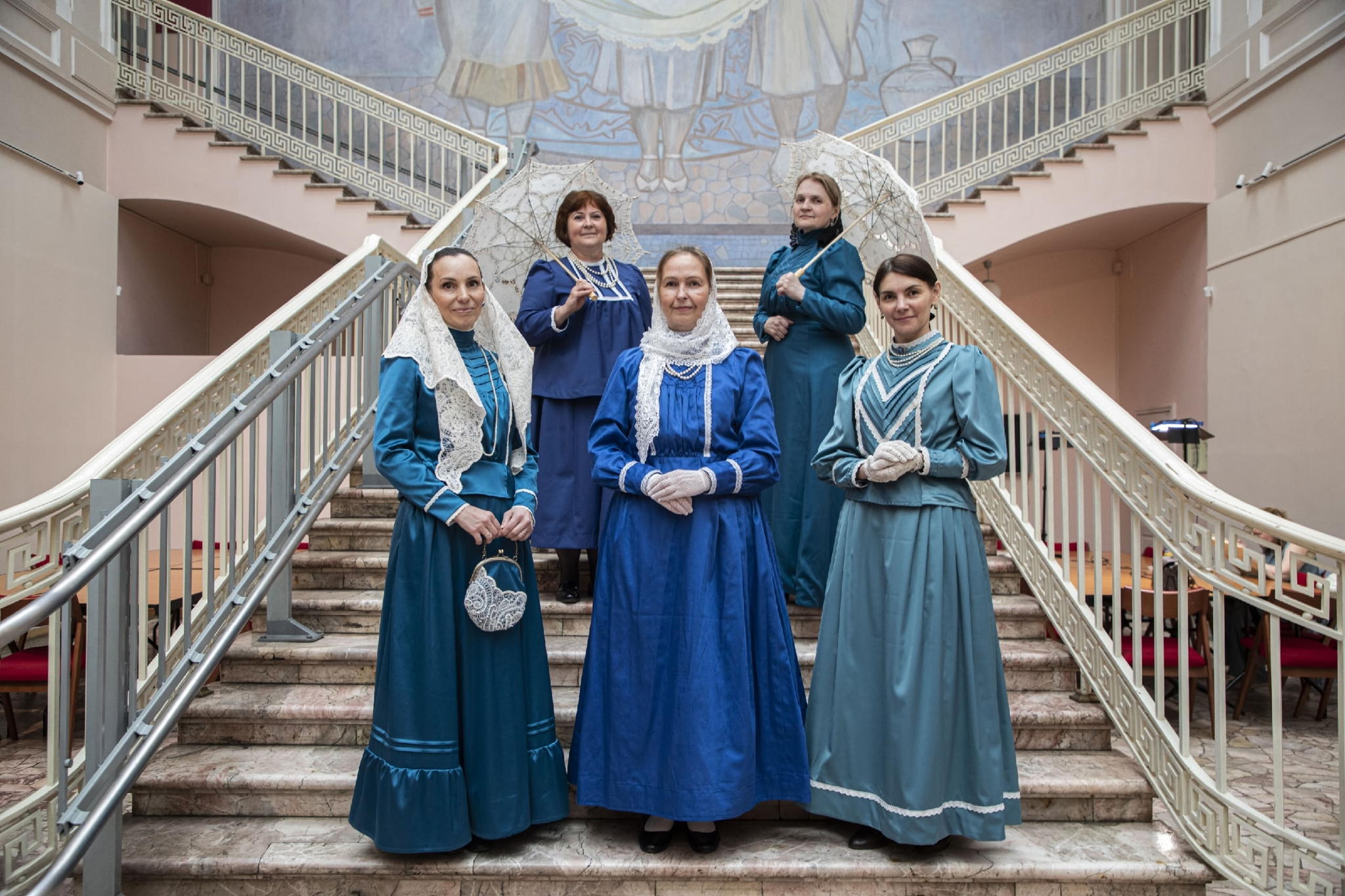 Лекция «Костюм Парочка Петербургской губернии конца XIX – начала XX вв.»