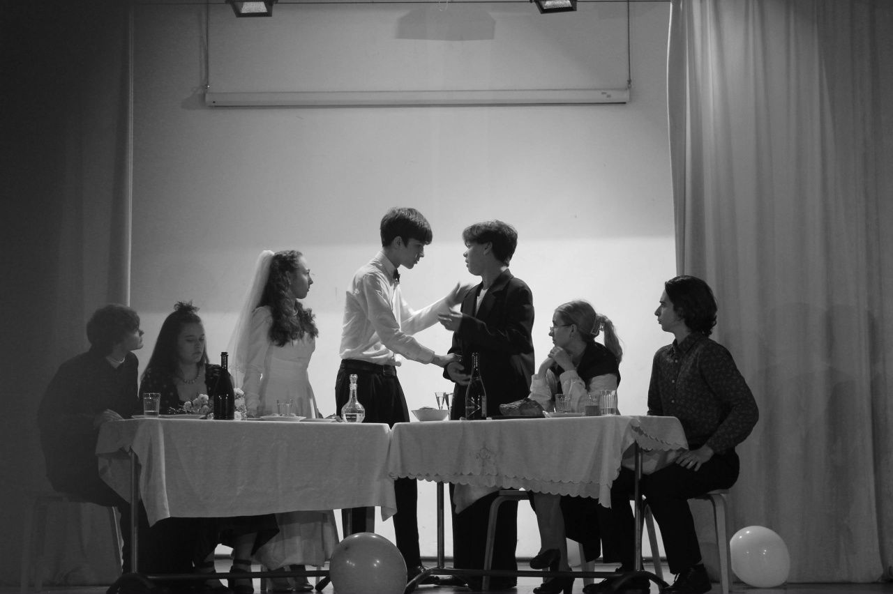 Спектакль «Прощание в июне»