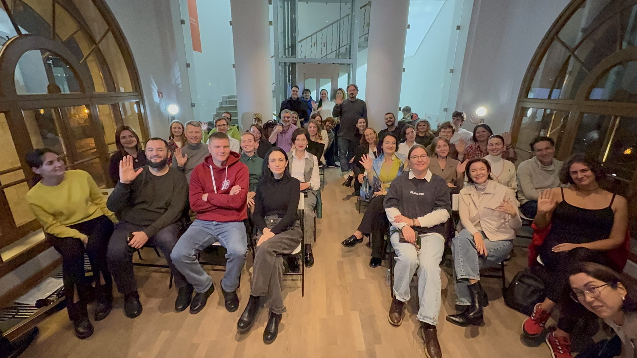 Спикер кафе: открытая практика выступлений 2026