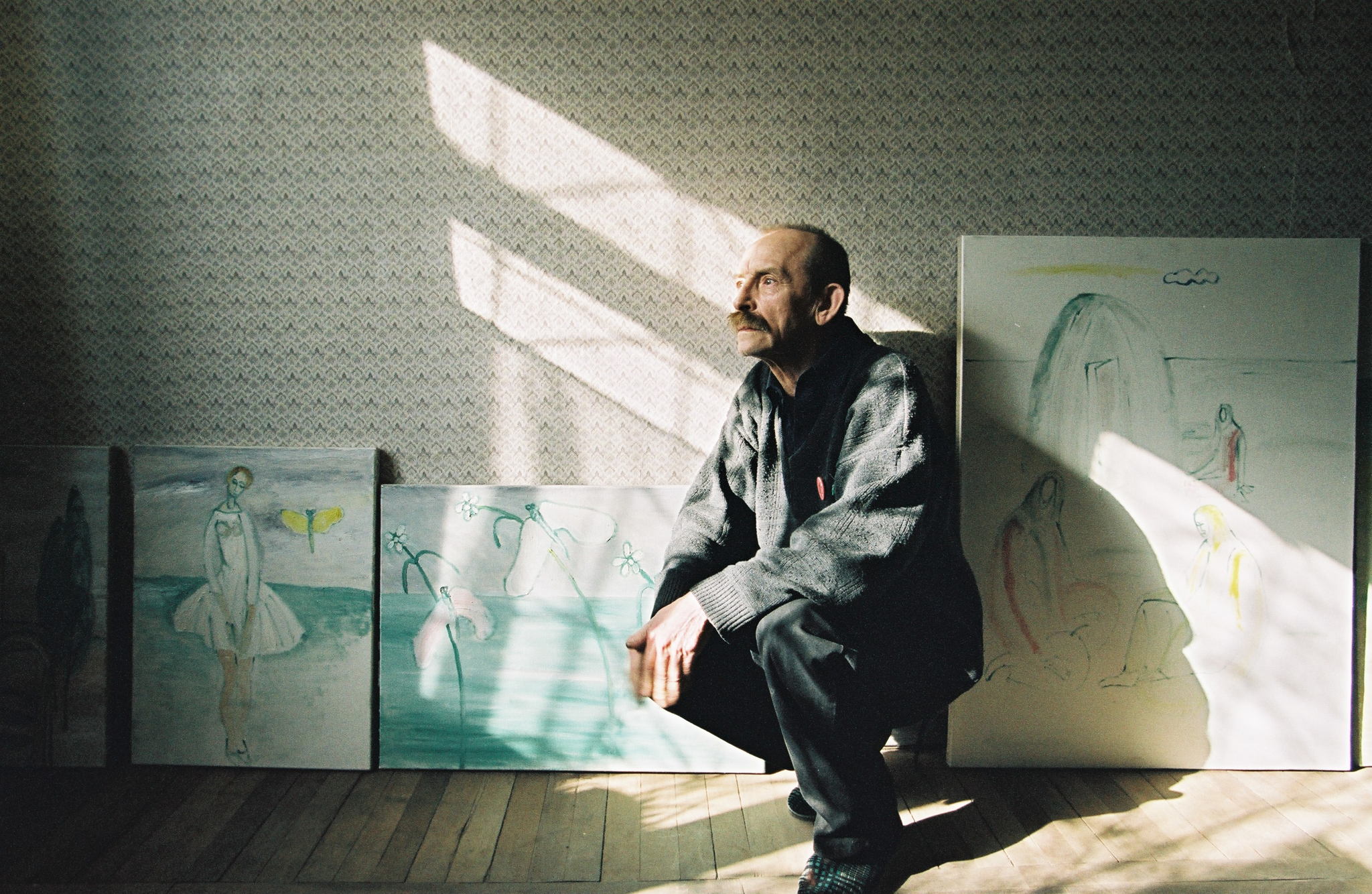 Экскурсия Юрия Молодковца по выставке «Геннадий Устюгов. Букварь жизни»