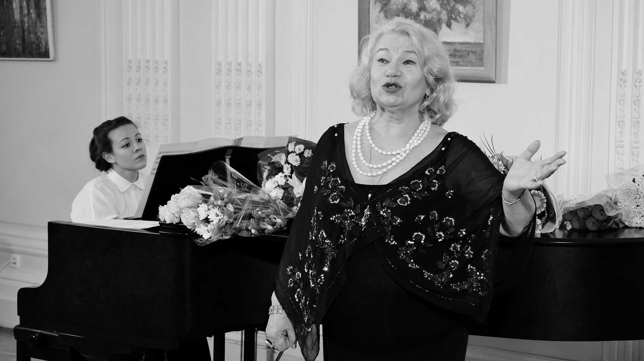 Концерт «Уноси моё сердце в звенящую даль». Лариса Алесенко (сопрано)