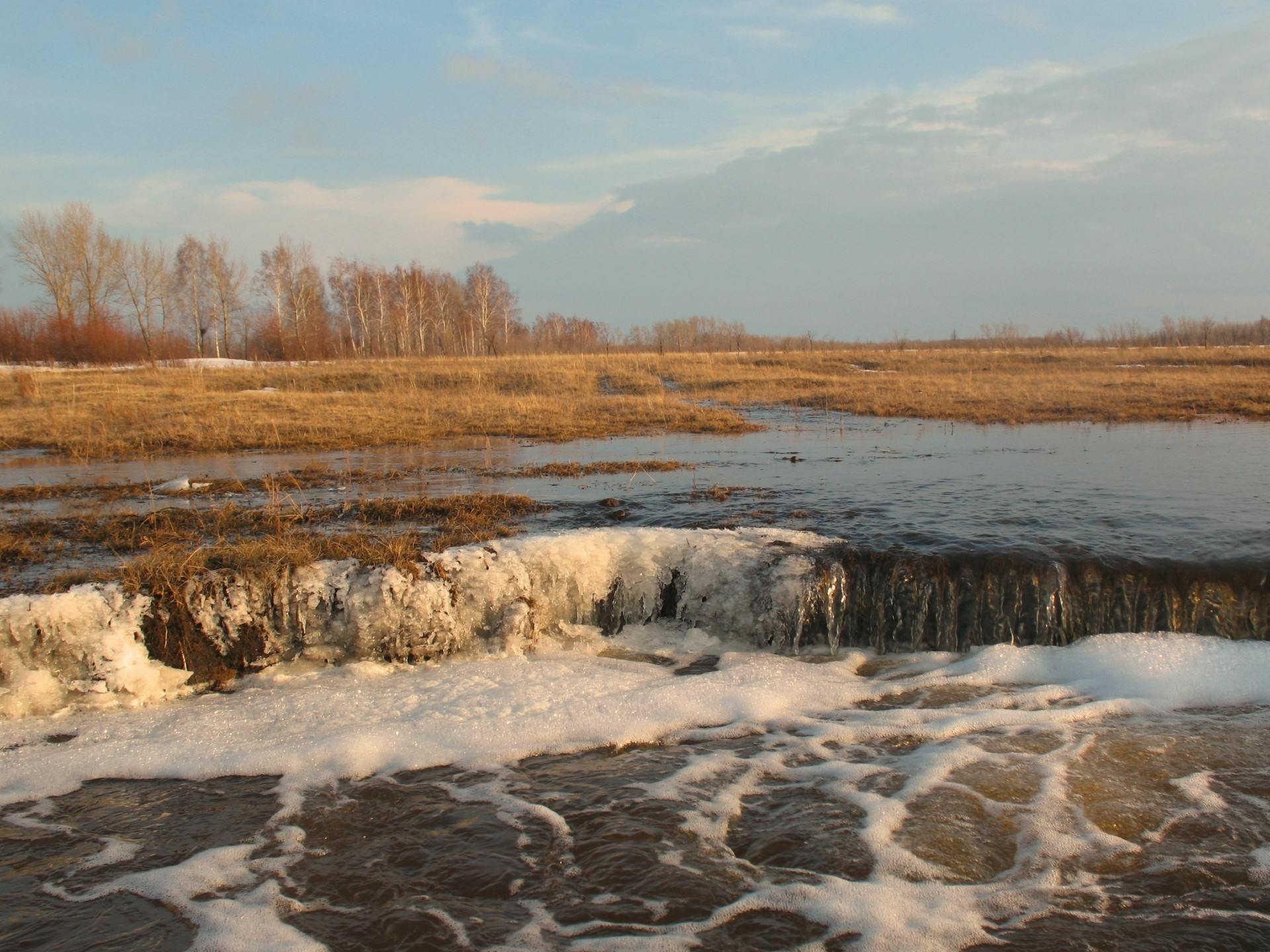 «Была в Неве высокая вода…»