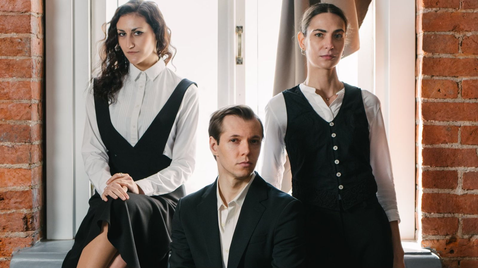 "Любовь". Музыкально-поэтическое шоу проекта Dead Poets Band