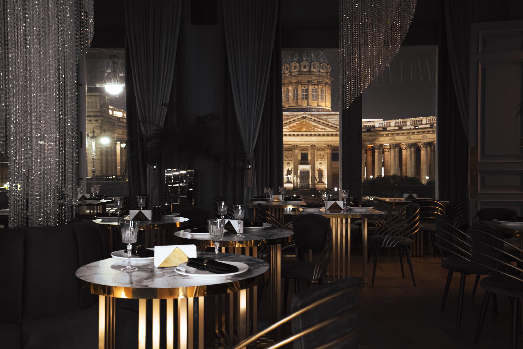 Секреты императорской кухни и Петербургские повести