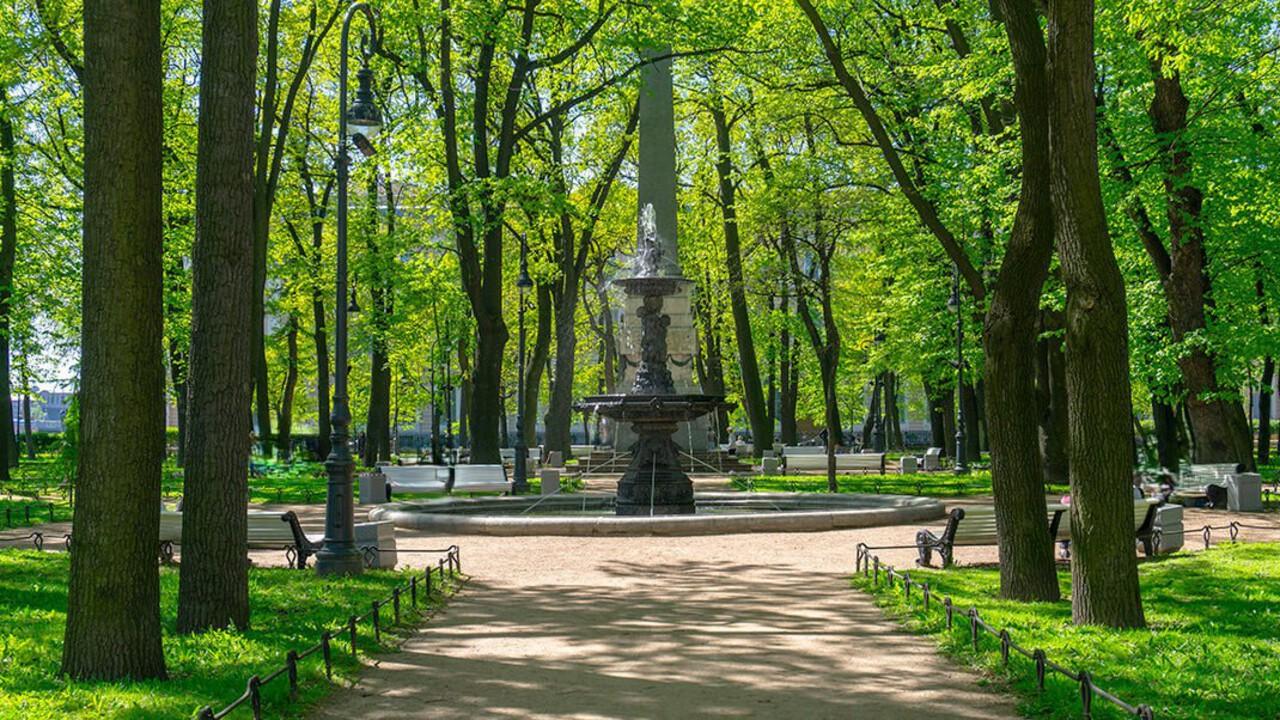 Сад на плацу