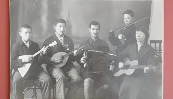 Лекция-концерт «Струны родной души»