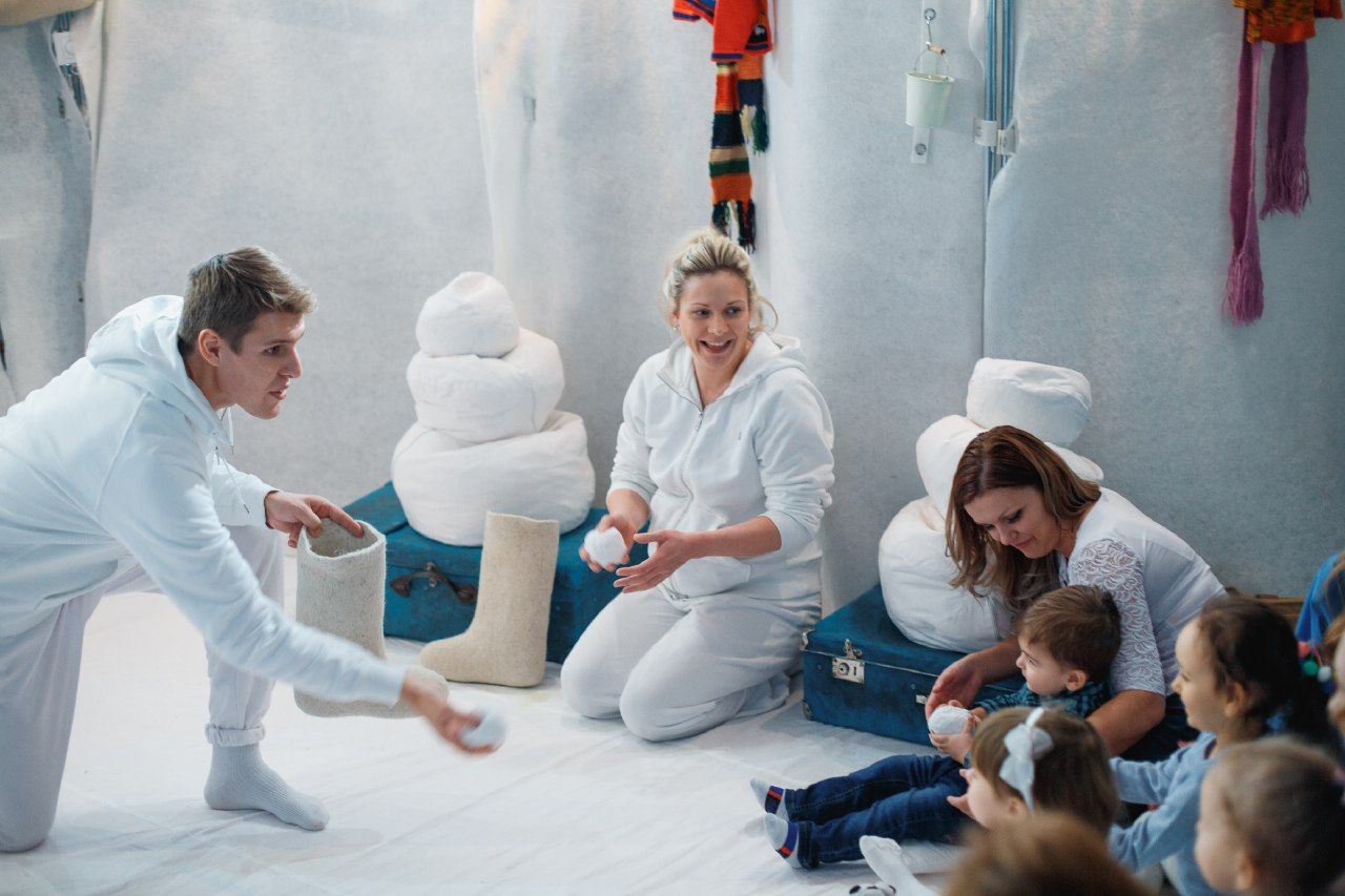 "ПЕРВЫЙ СНЕГ" 0+ в 12.00 м. Кожуховская