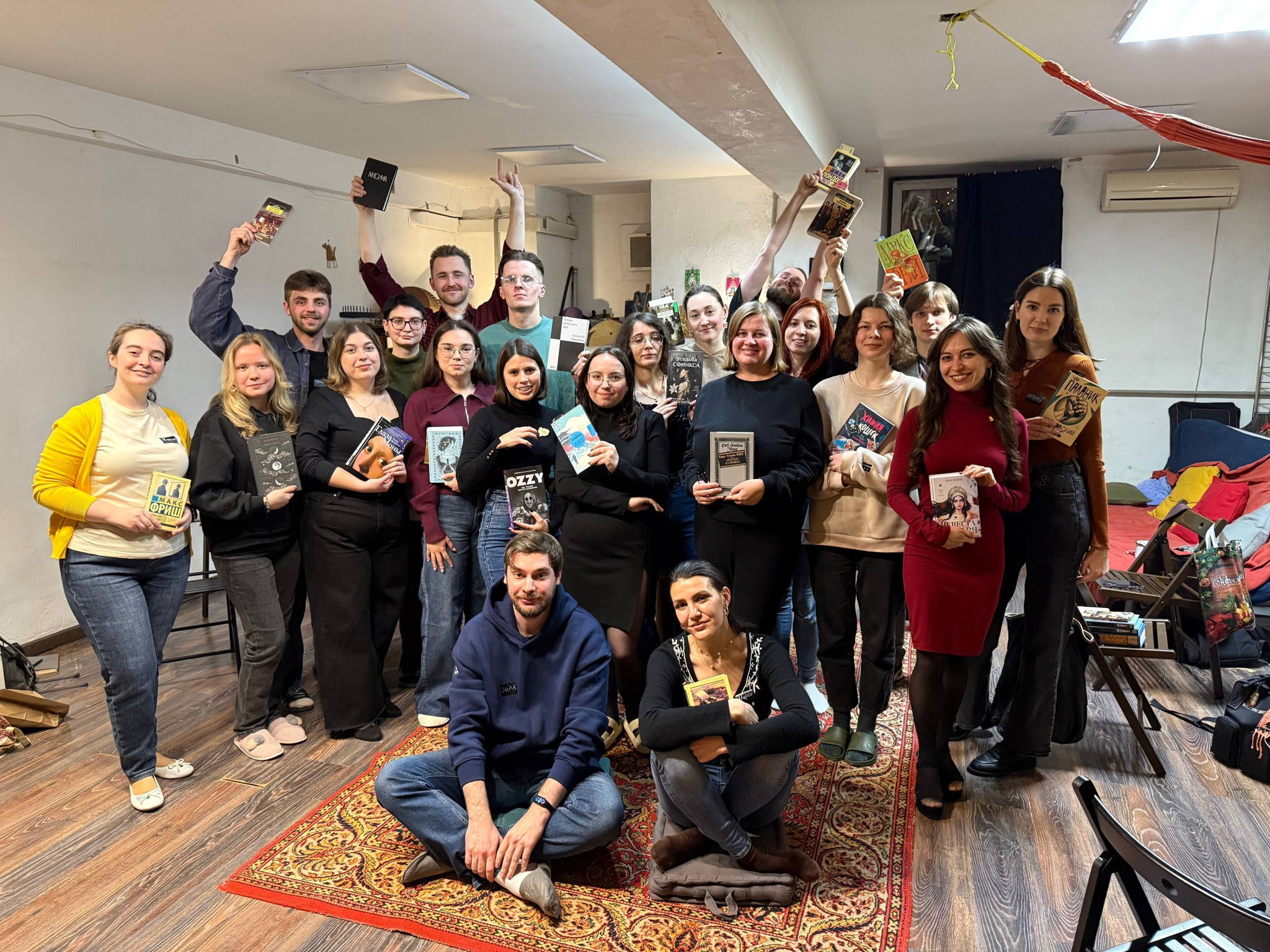 Книжный клуб. Книжный флоу в лофте на Таганке