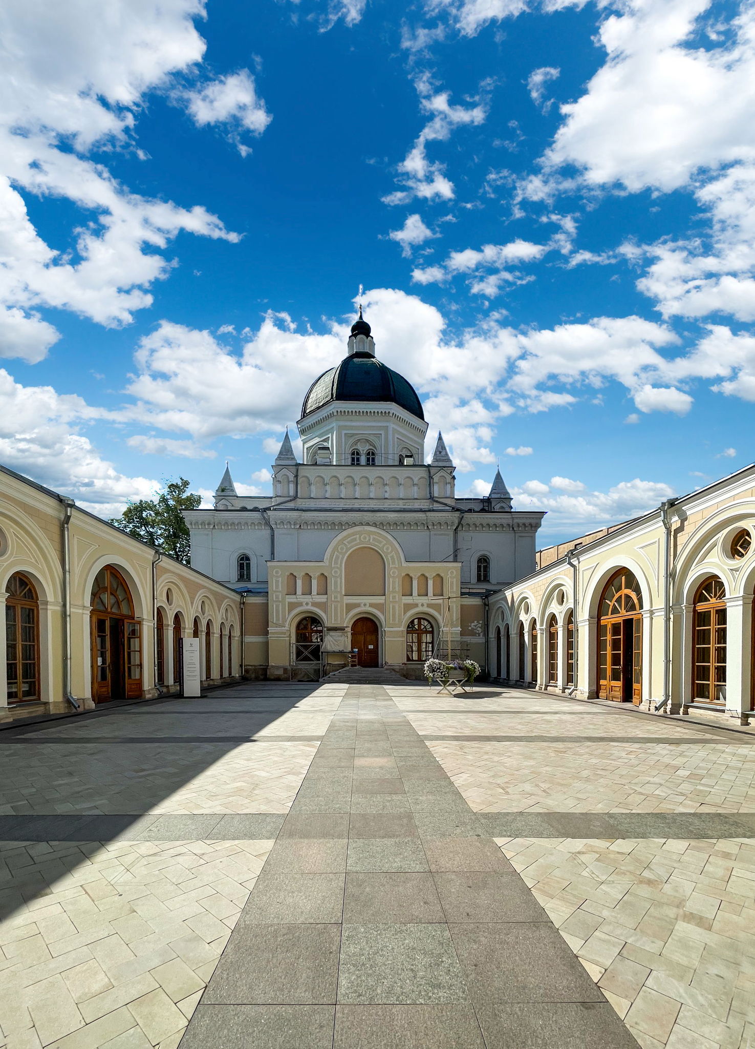 Иоанно-Предтеченский монастырь: от царской обители до тюрьмы НКВД