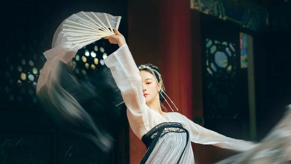 Фестиваль китайской культуры в "Рекорде": "Танец с веером", 12+