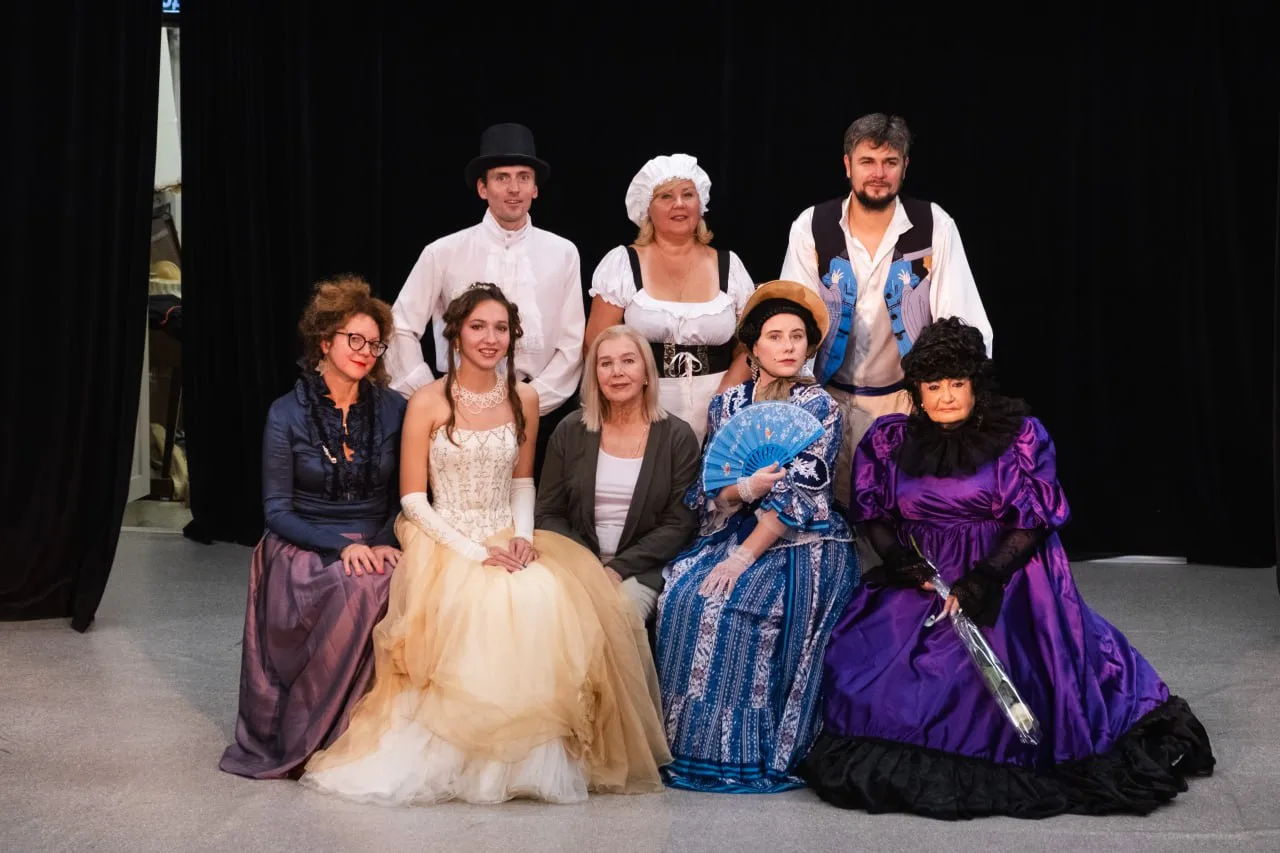 Водевиль "Два мужа"