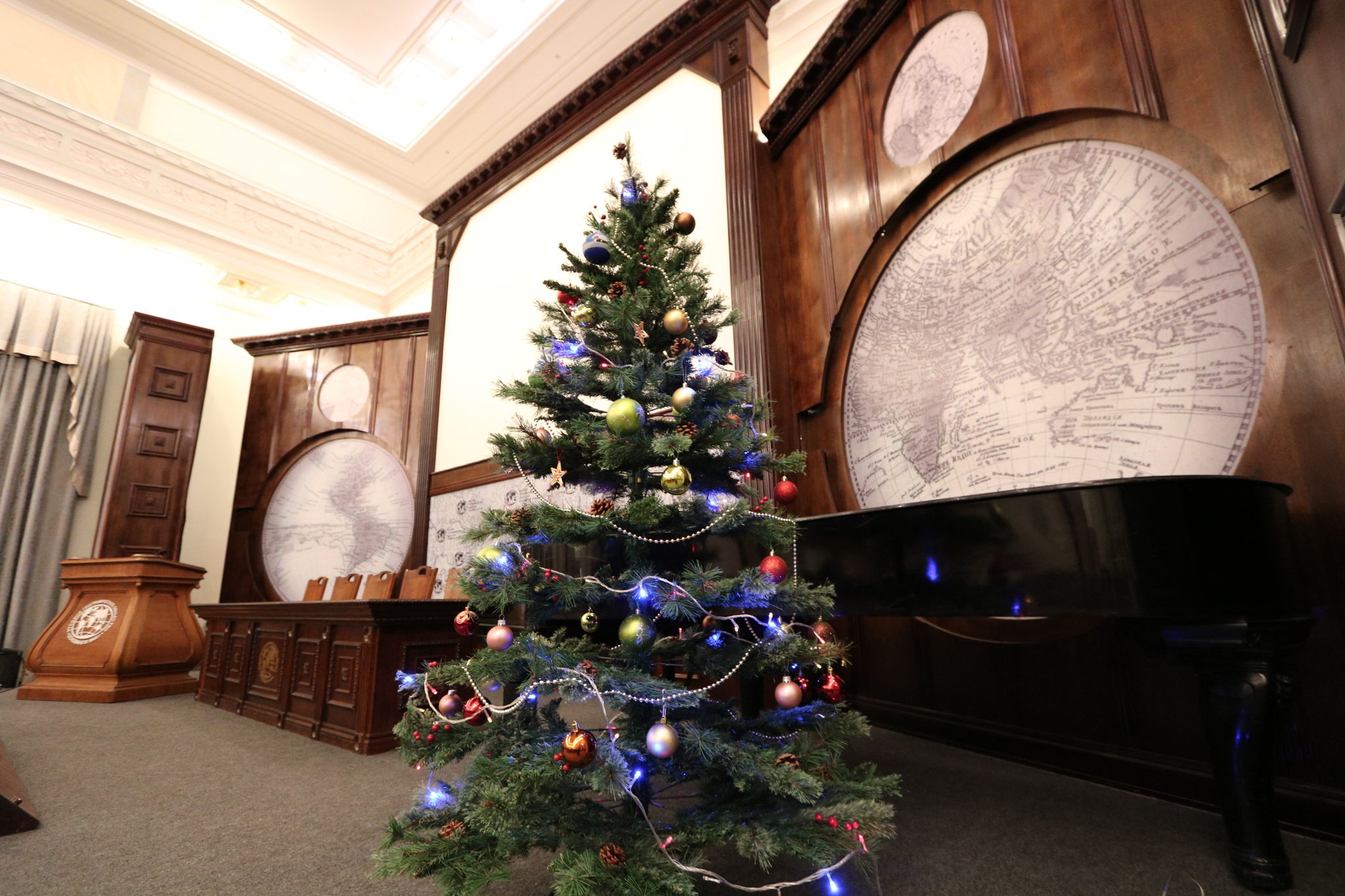 Презентация книги «Боевые действия флотов в Арктике»