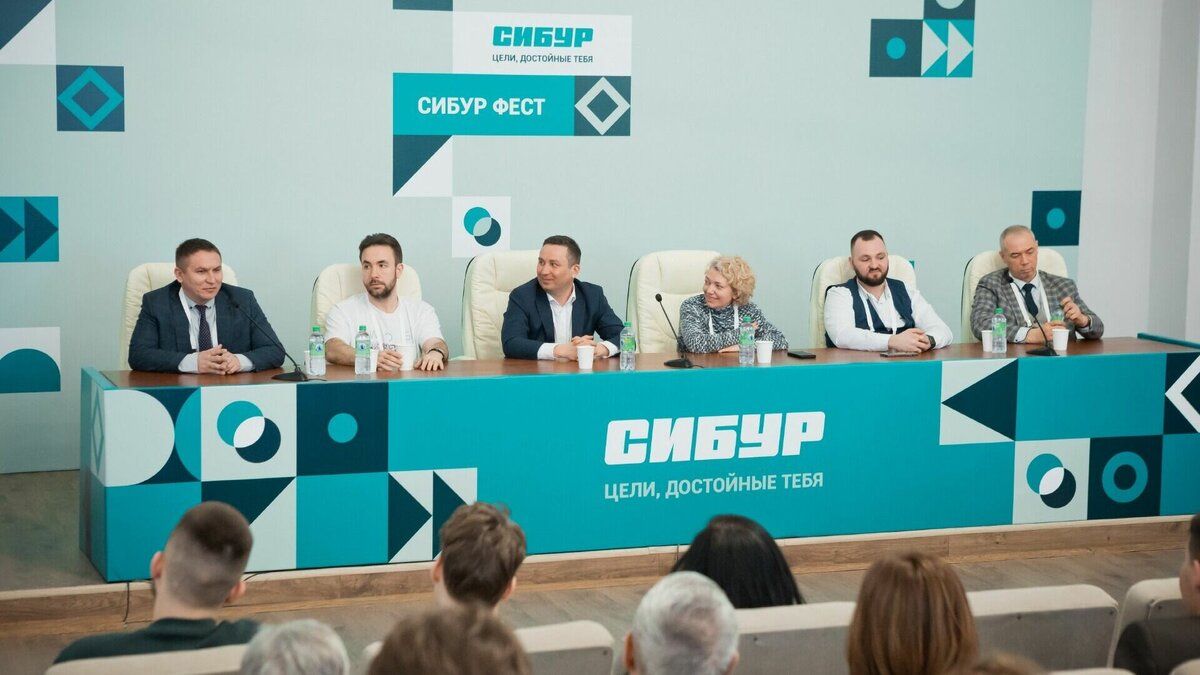 Бизнес-лекторий с Павлом Ляховичем
