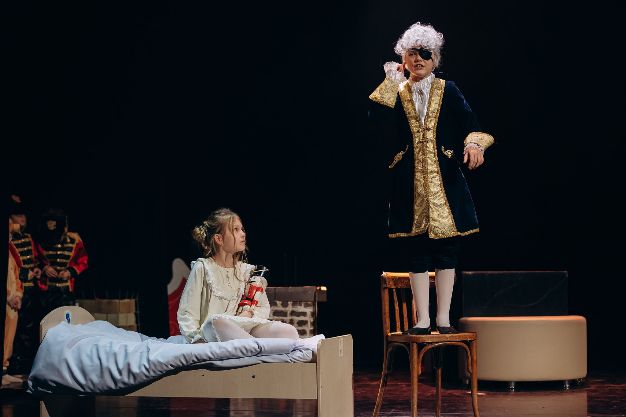 Новогодний спектакль Калужской международной школы