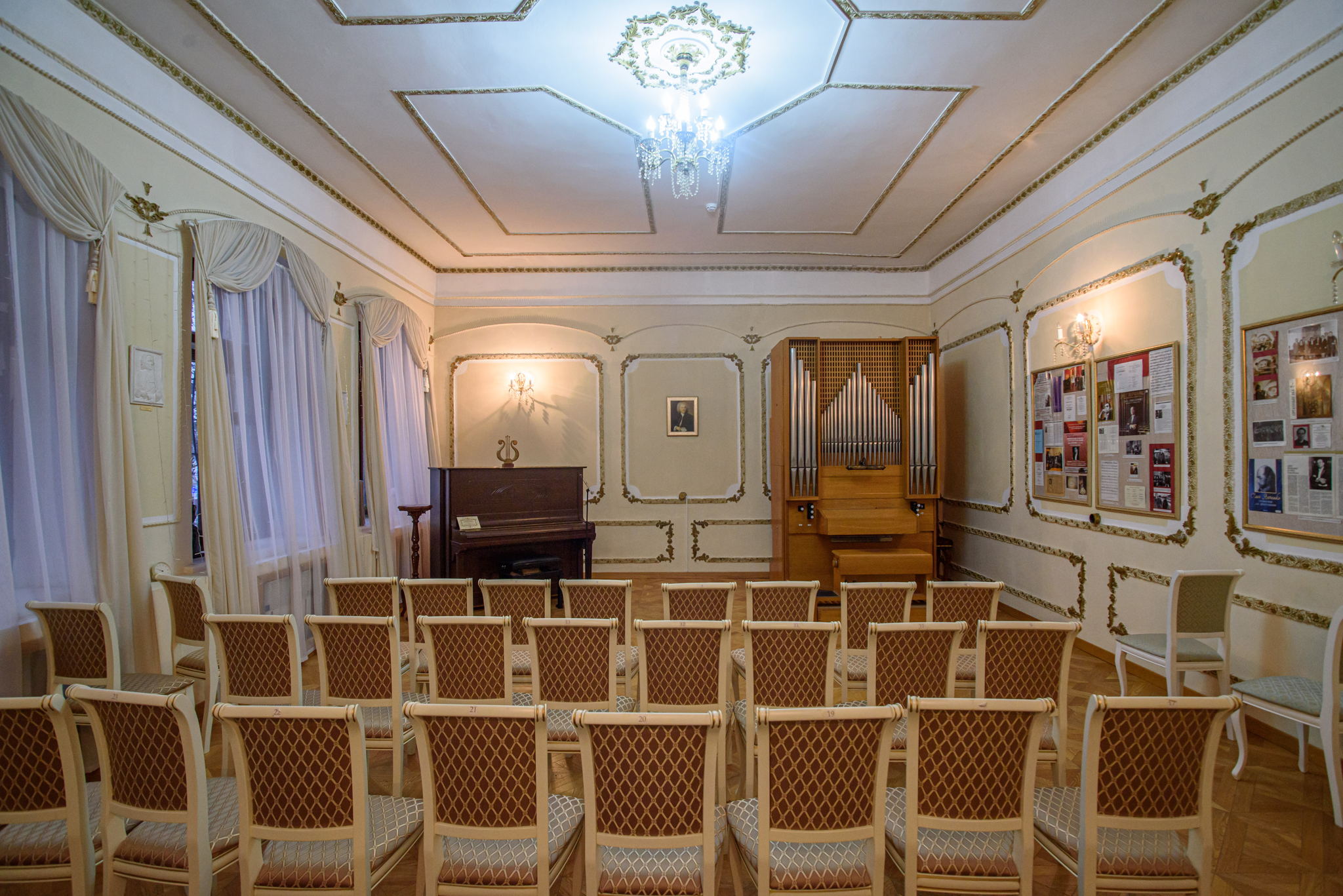 Концерт «Вечер камерной музыки» (скрипка, флейта, виолончель) (п. Щапово, органный зал Янченко)