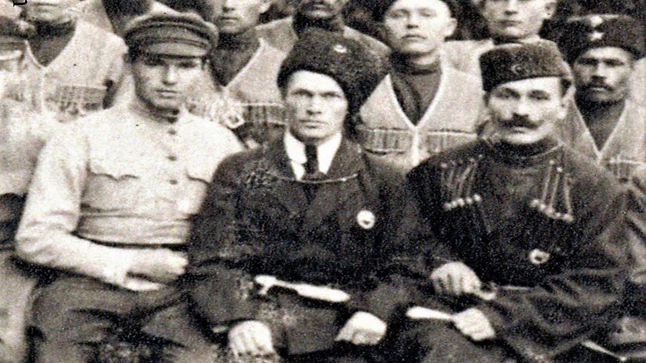 Мулланур Вахитов: основание ТАССР, революция и бои за Казань