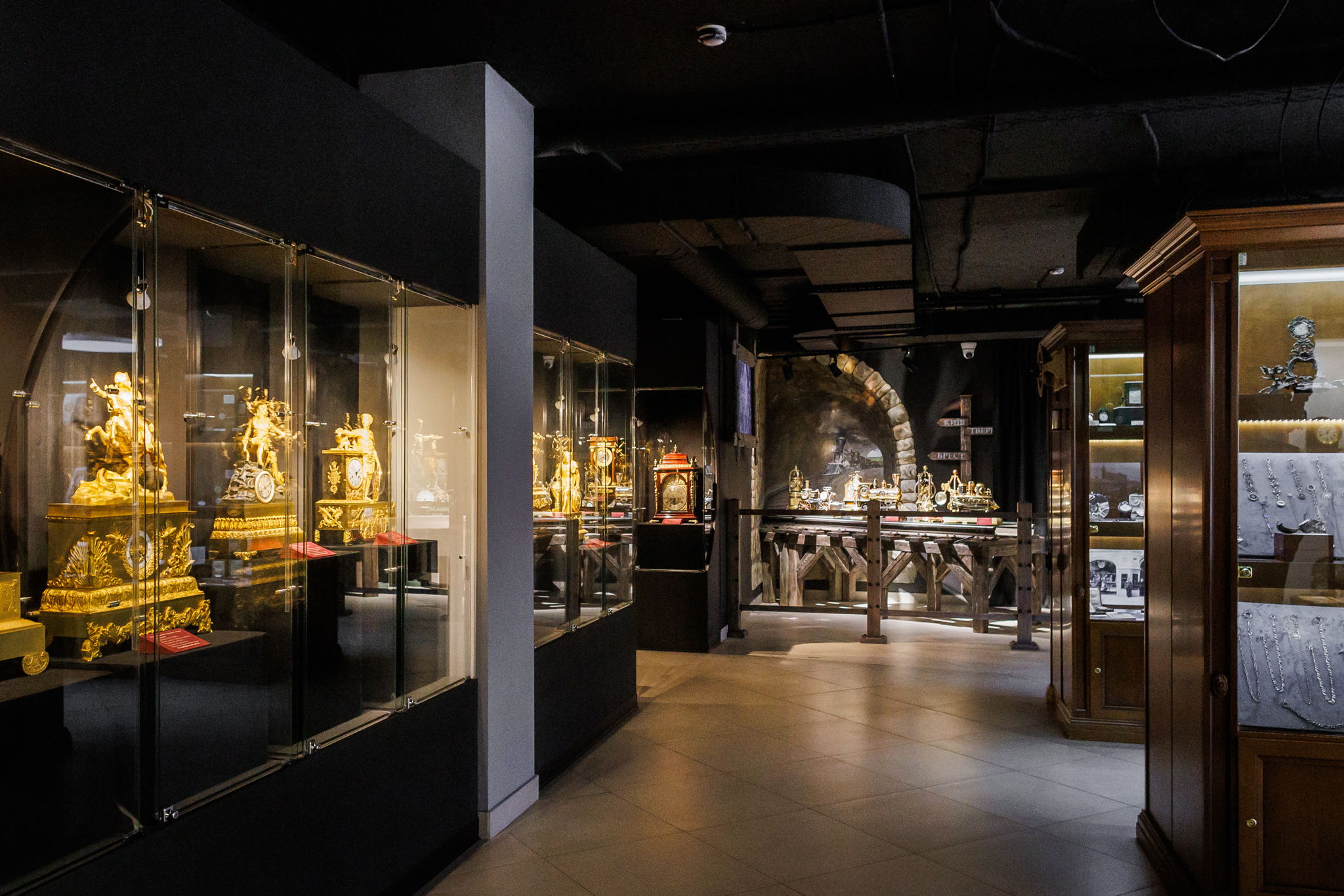 Обзорная экскурсия по постоянной экспозиции Музея Времени и Часов