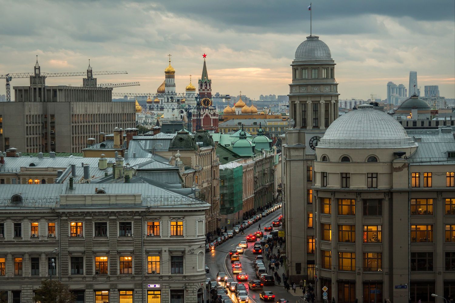 Финансовое сердце Москвы. Денежная экскурсия
